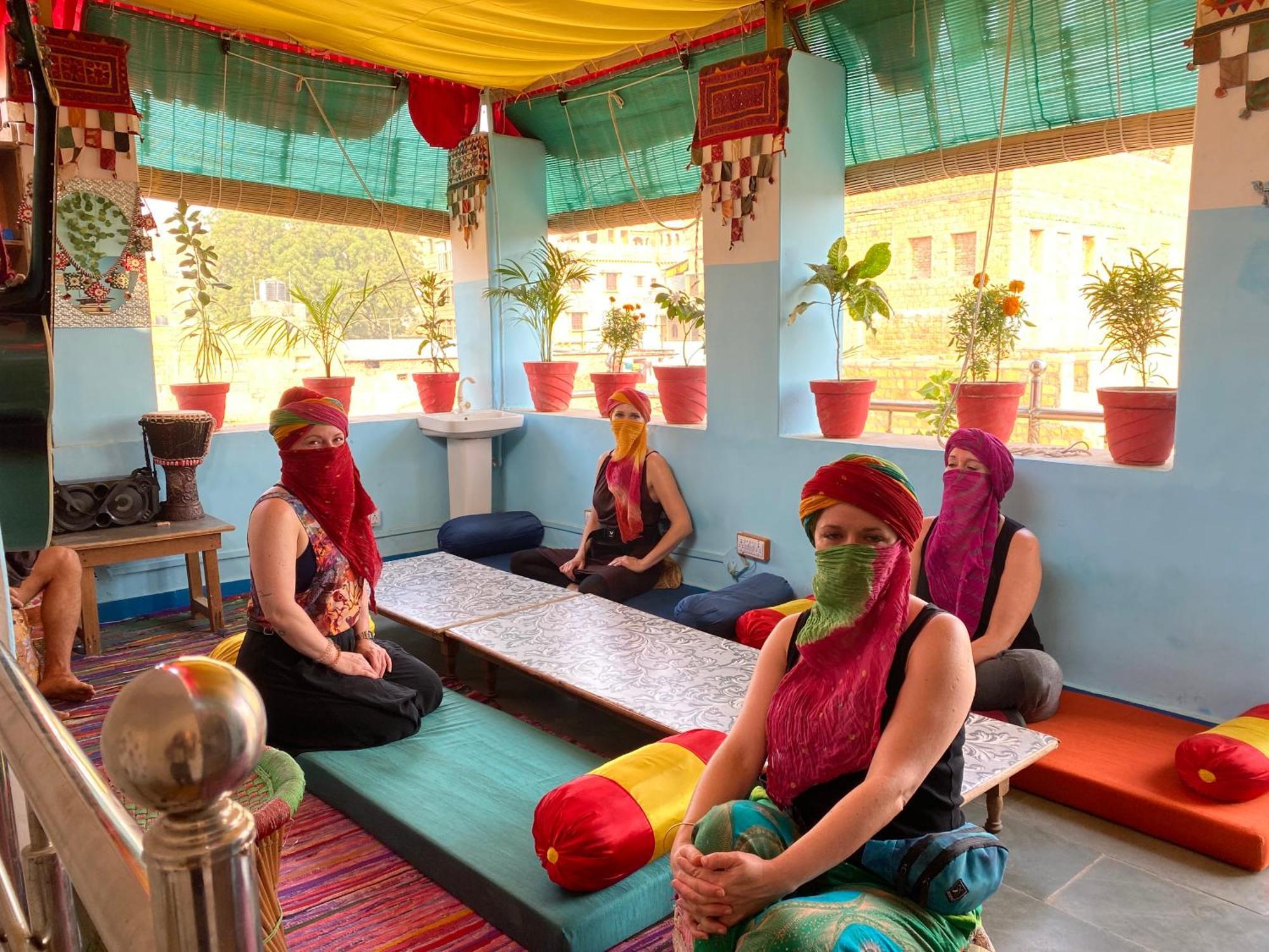 Blue Eye Hostel Jaisalmer Exterior photo