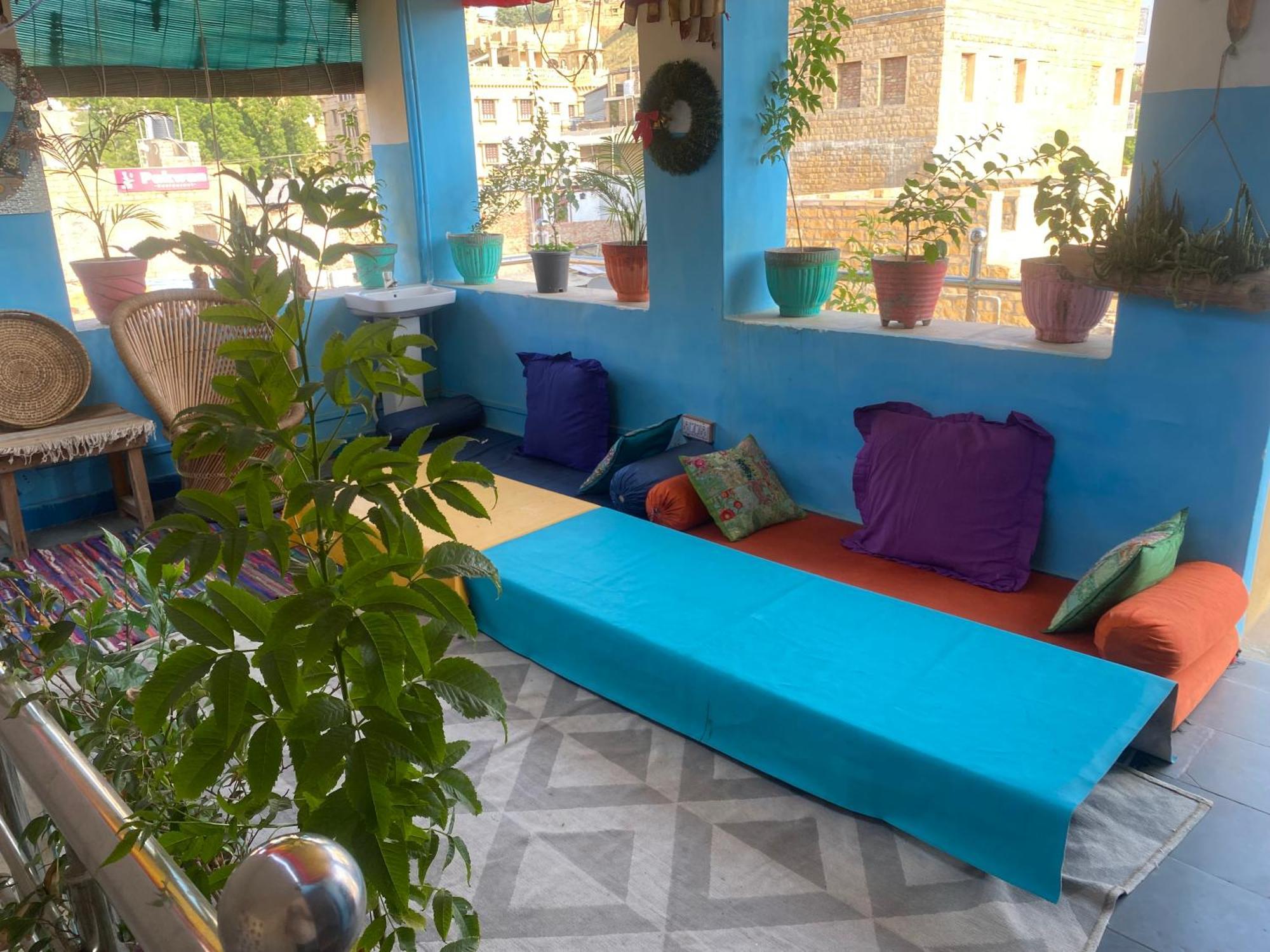Blue Eye Hostel Jaisalmer Exterior photo