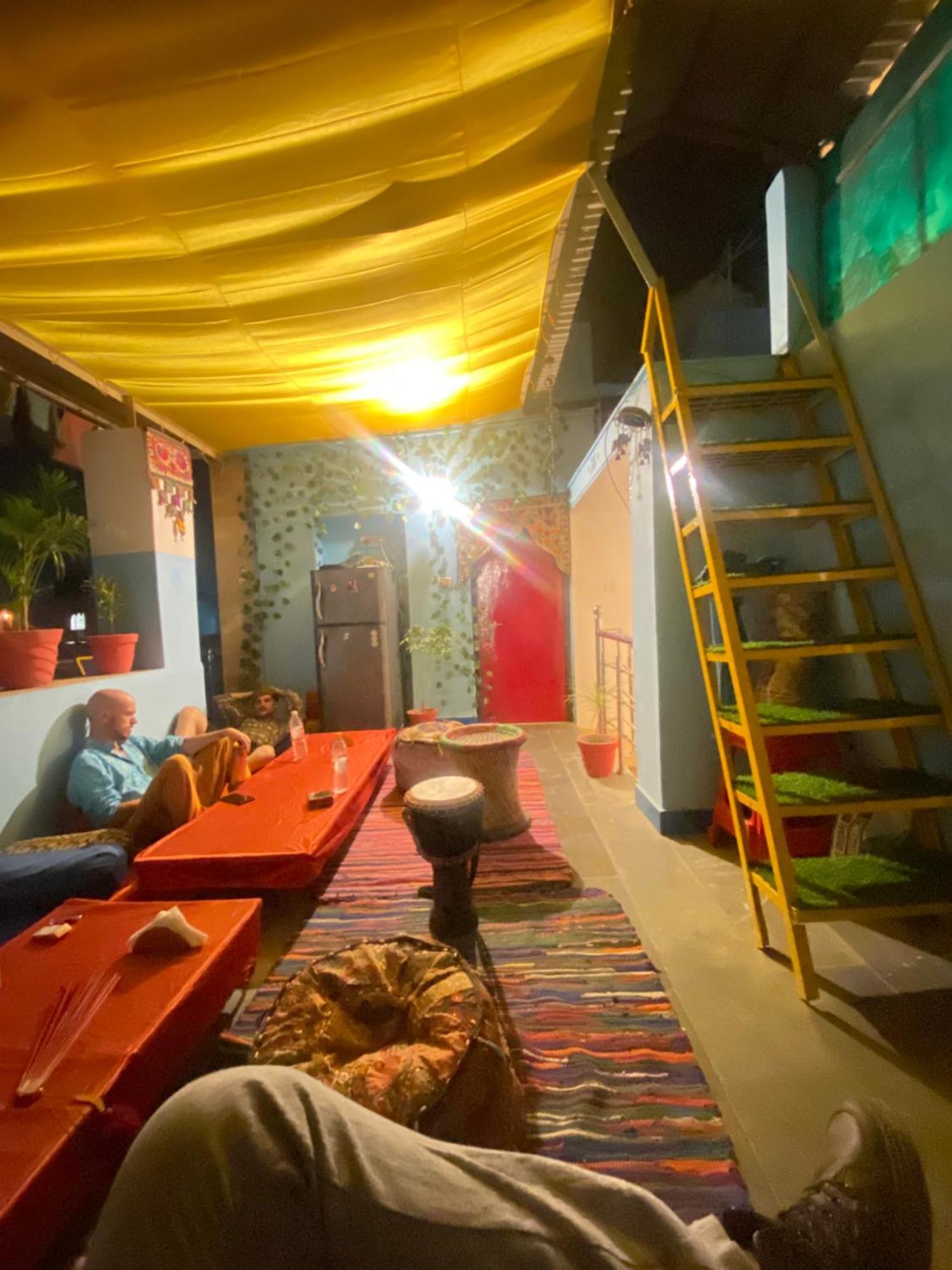 Blue Eye Hostel Jaisalmer Exterior photo
